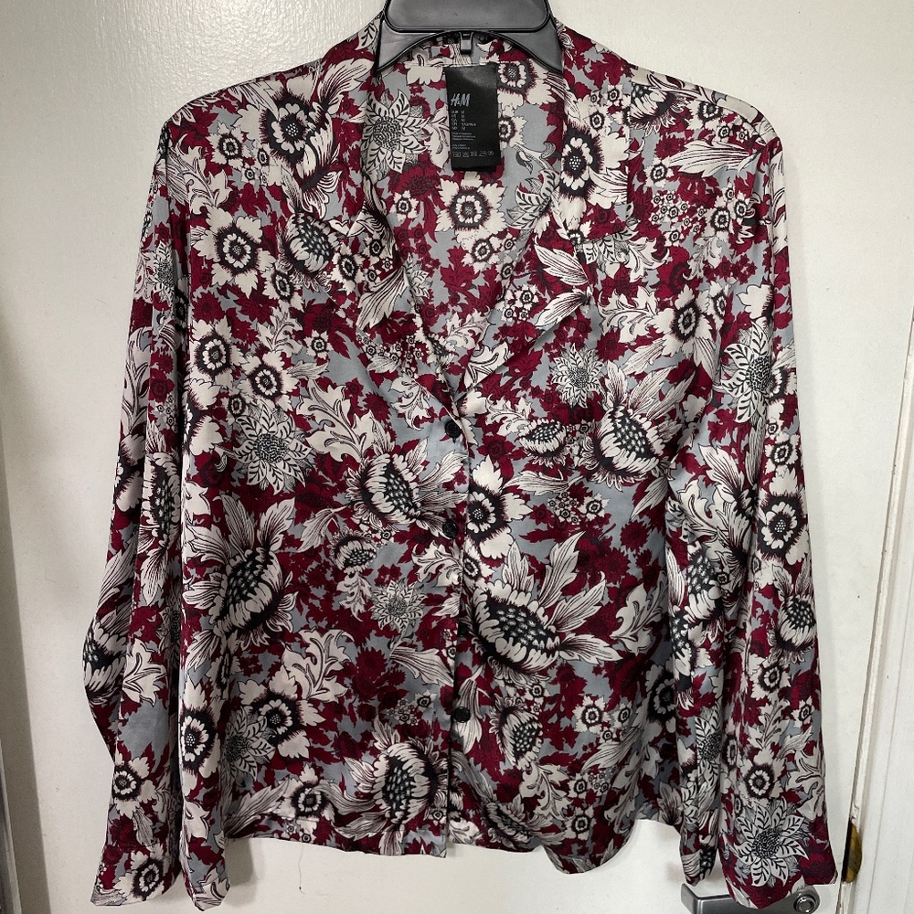 Fun blouse